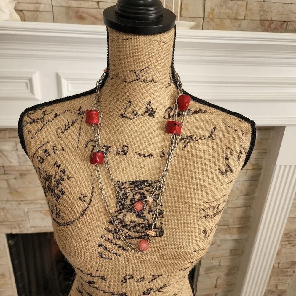TRESKA semi precious‎ stone and shell long necklace new